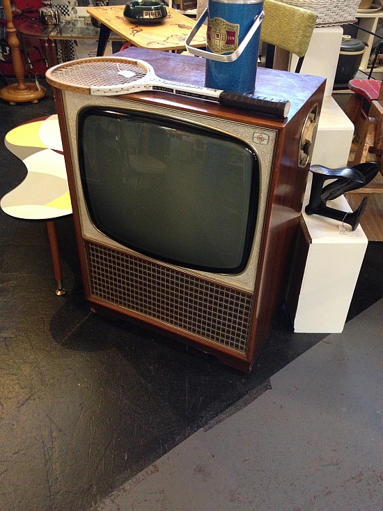 If this TV has UHF, I am tuning in the C64!