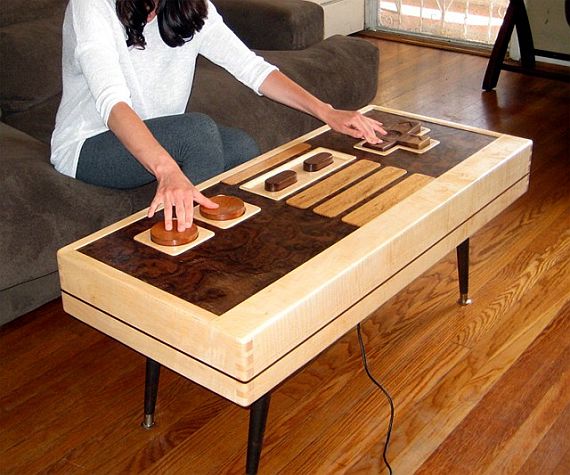 home_working-nintendo-controller-table