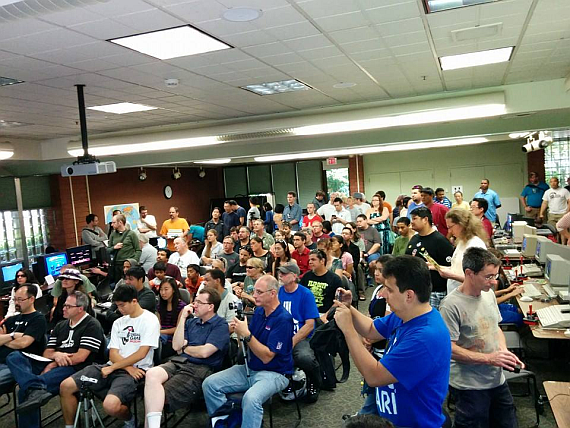 Atari_Party_Crowd_Dan