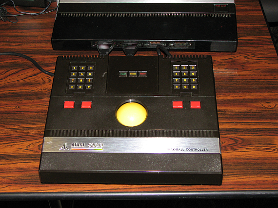 Atari_Party_TrakBall