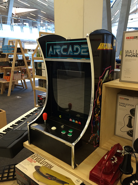 Out_Myer_arcade
