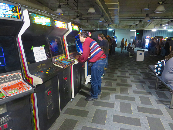 ArcadeExpo37